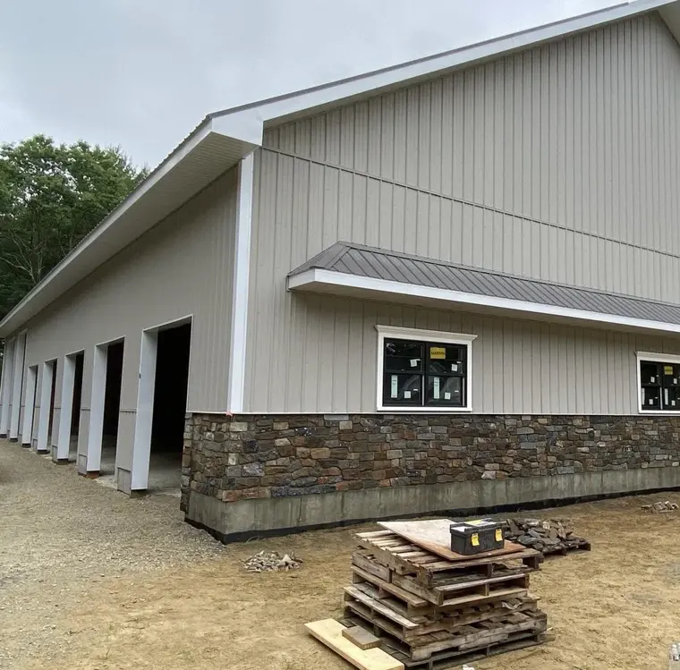 Stone veneer on a garage